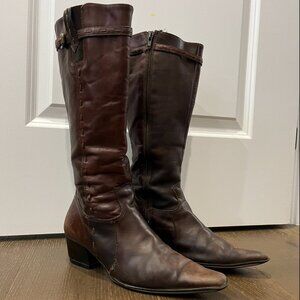 🍷 Sleek & Structured Mid-Calf Brown Leather Boots – Size 38 🍷